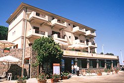 Entrance - Hotel Il Nuovo Gabbiano, Cala Gonone